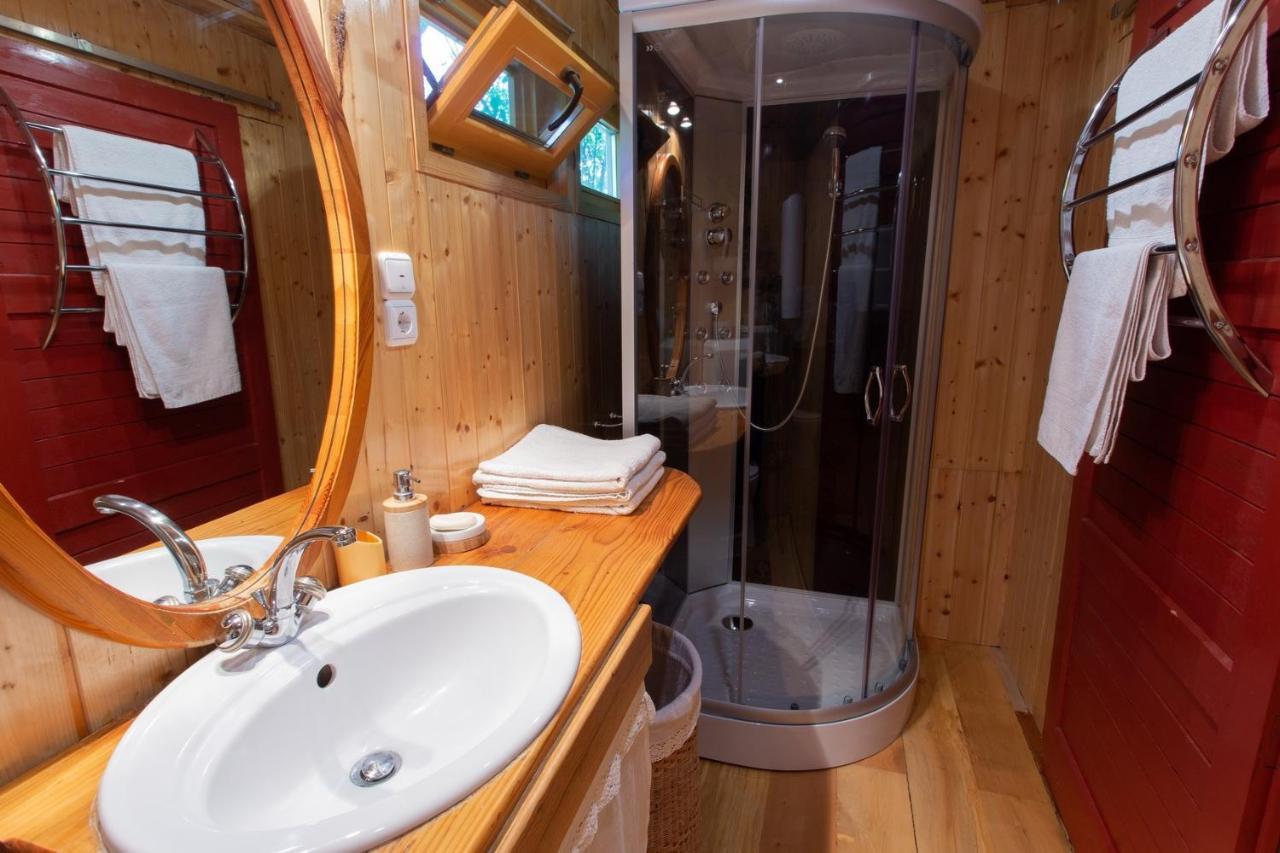 Barna Fahaz Appartement Tarnaszentmaria Buitenkant foto